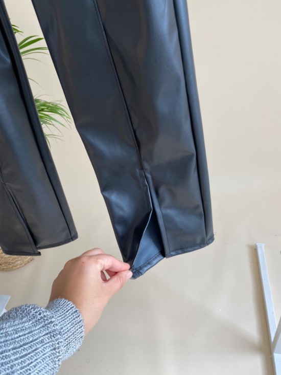 66514c75 81d2 44f4 a928 e40aa1921049