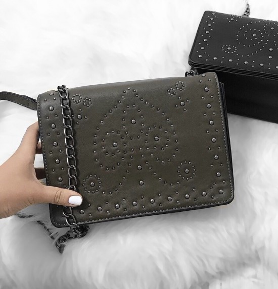 74696490 b27f 416f 8cc6 27b616ca2cea