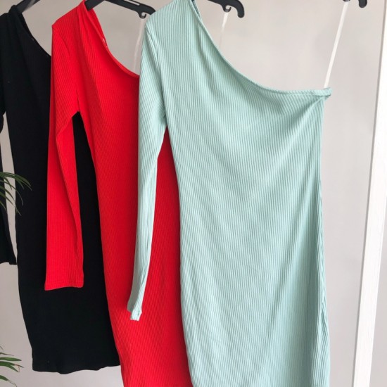 9700d6bc 665d 4b72 94a2 fd5ccd8e80ed