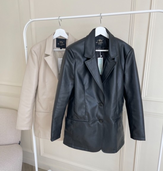 B6092523 8f5a 499a b304 9d227d098f07