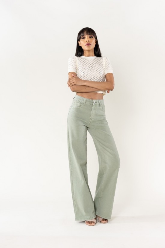 Lucie Wide Leg Jeans Lichtgroen Model